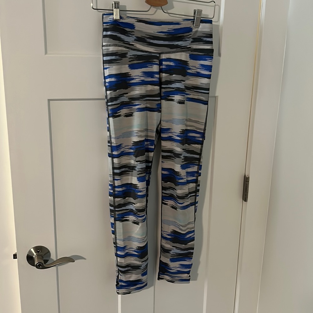 Lovely brush stroke leggings